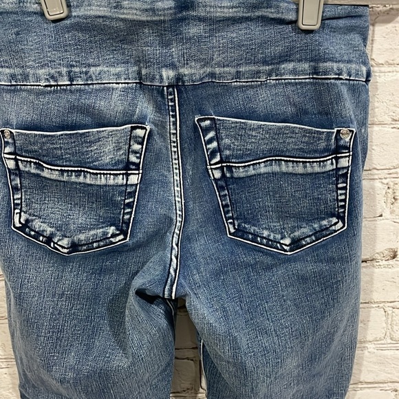 Rock & Republic Slimming Denim Rx Jegging Size 4 - Picture 5 of 9